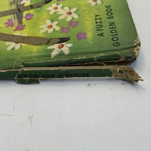 VTG Walt Disney's A Fuzzy Golden Book Bambi 1941 1949 Hardcover Simon Schuster - Picture 6 of 12